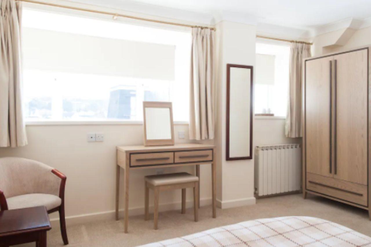 Hampshire Hotel Saint Helier Jersey Екстериор снимка